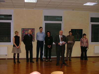 db_2003_02211803200400061